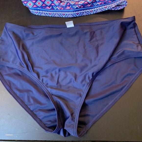 Charm Leaks Women's Blue Tribal Pattern Top, Blue Bottoms Bikini XL NWT - Picture 3 of 10